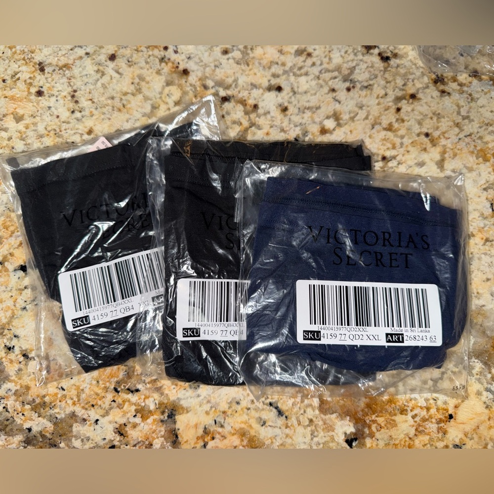 💜 3 New Victoria's Secret High Leg Brief Panties Black and Navy Blue